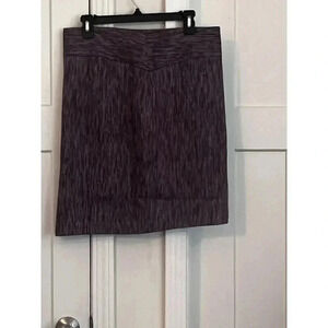 The limited pencil skirt maroon size 8